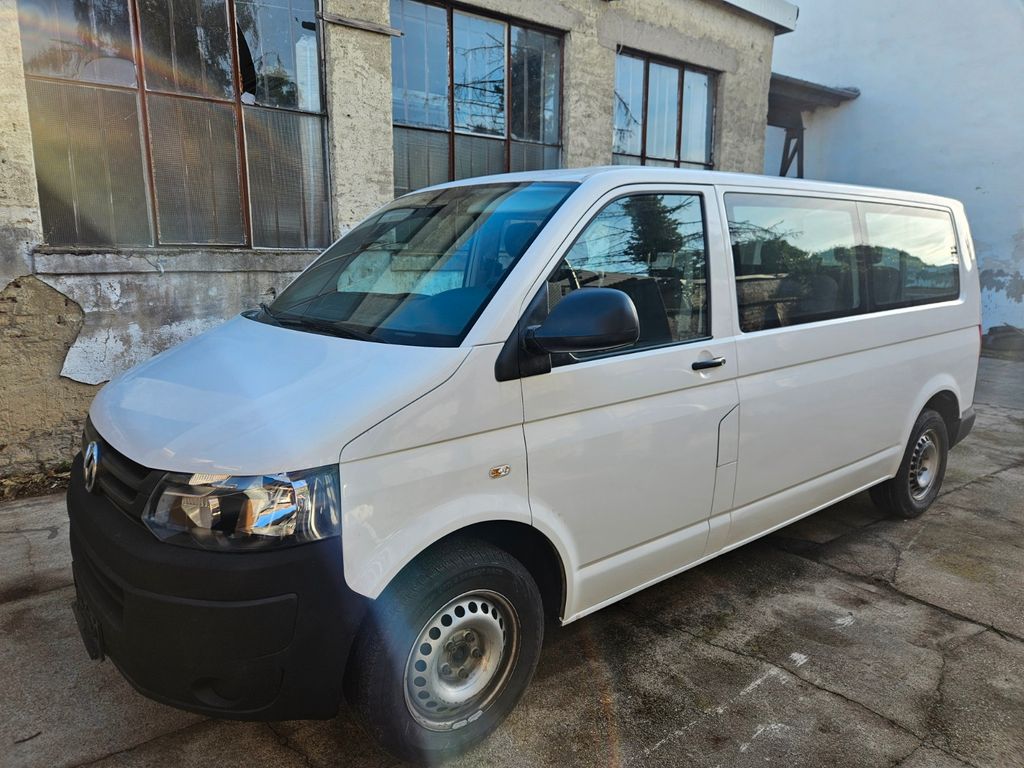 Bild des Angebotes Volkswagen T5 Caravelle 9 sitze lang