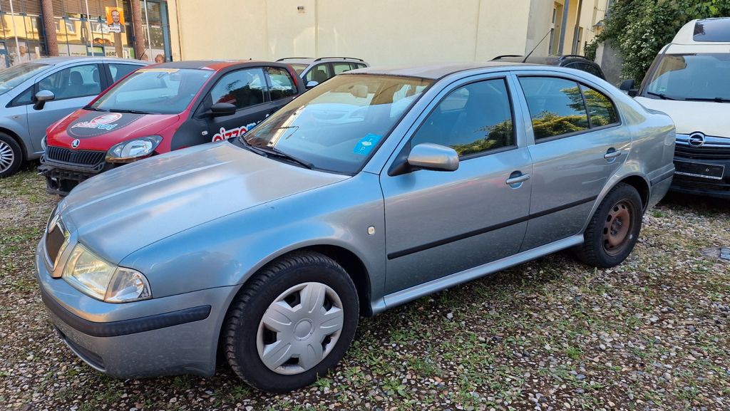 Skoda Octavia Lim. Tour