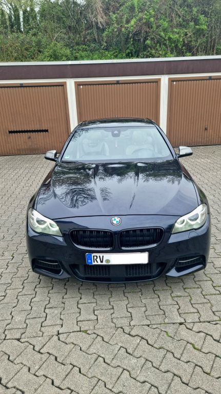 Bild des Angebotes BMW M550d xDrive / Carbonschwarz