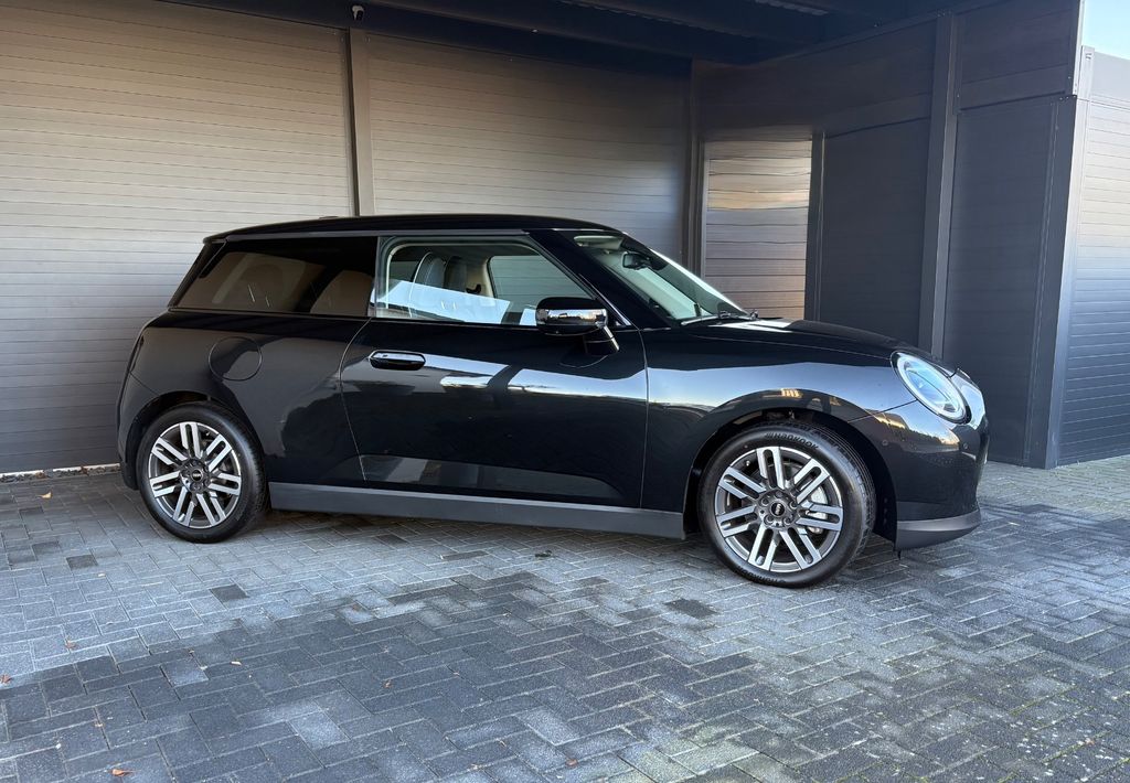 Bild des Angebotes MINI Cooper E/L-Paket/Trim/HUD/Ganzjahresreifen/