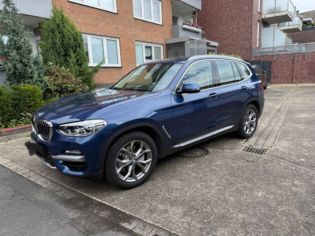 BMW X3 xDrive20i Luxury Line
