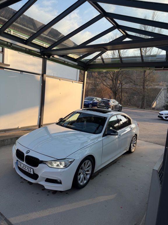 Bild des Angebotes BMW 328i Sport Line Sport Line