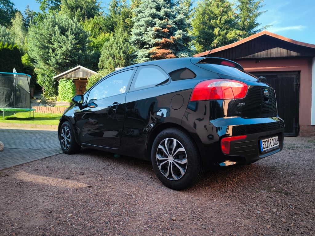 Bild des Angebotes Kia Rio TÜV NEU (07/2028)