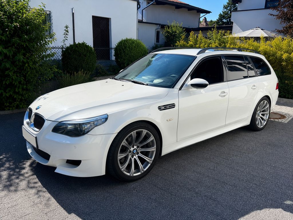 BMW M5 touring M5