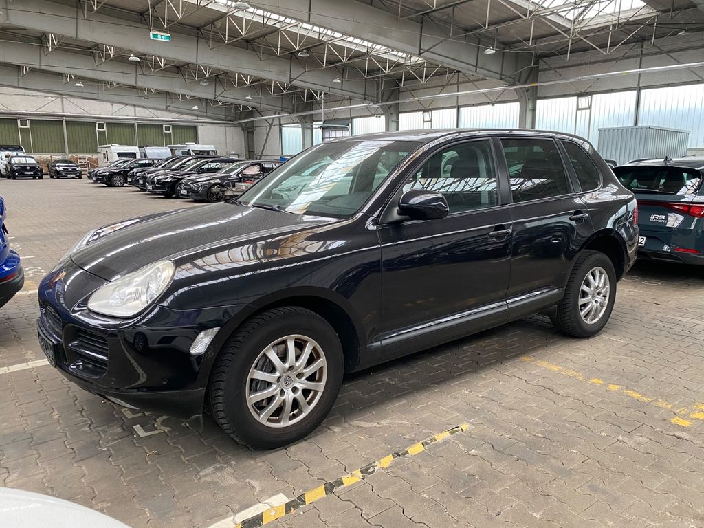 Bild des Angebotes Porsche Cayenne 3.2 V6 *Pano*SHZ*