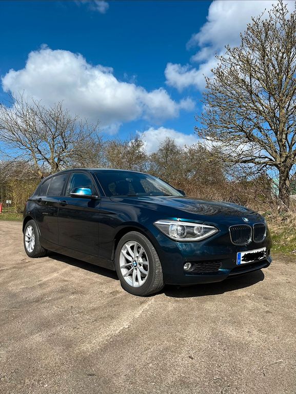 Bild des Angebotes BMW 116d - Aut., Xenon, PDC v+h, keyless, wi+so R.