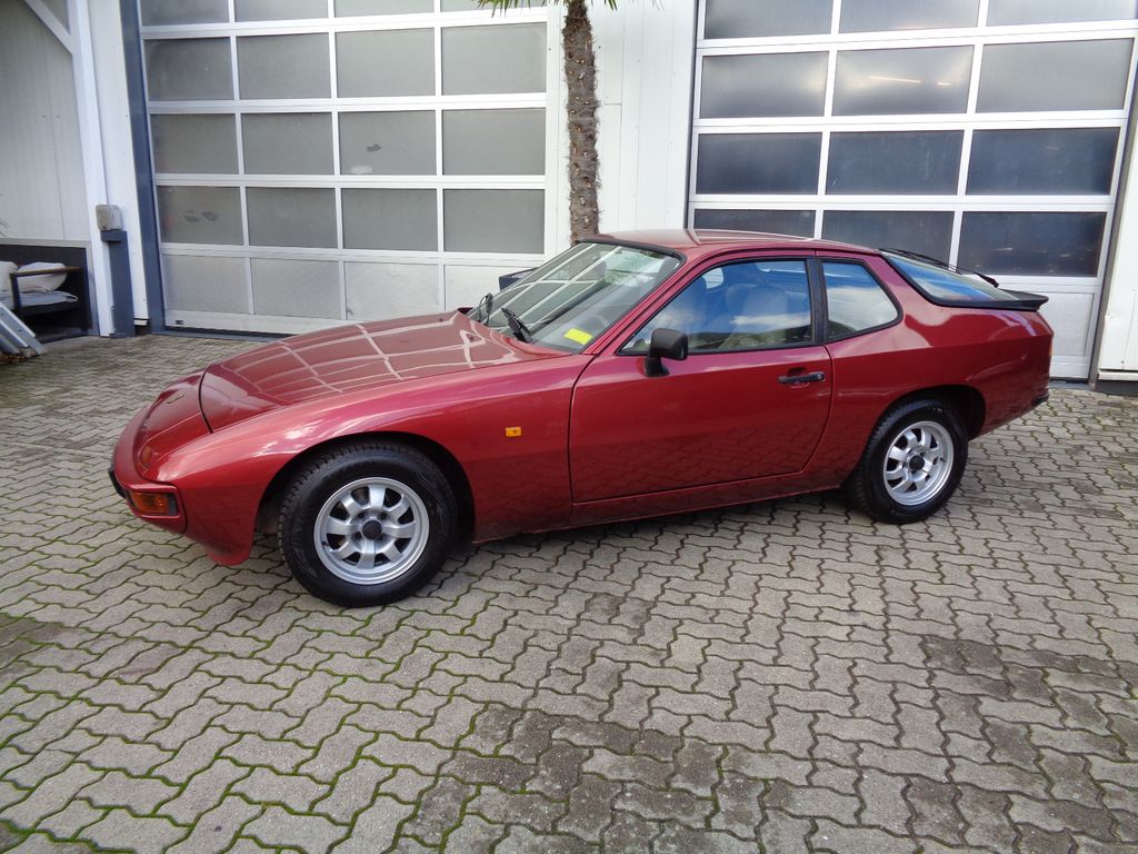 Porsche 924
