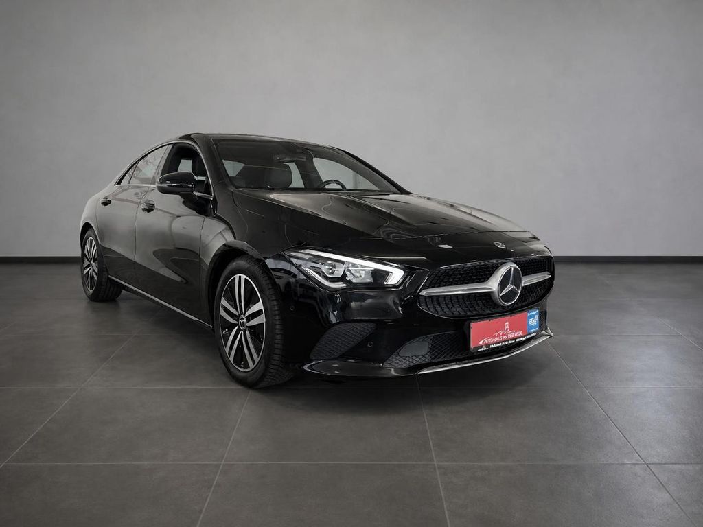Bild des Angebotes Mercedes-Benz CLA 180 d *Navi*DAB Radio*
