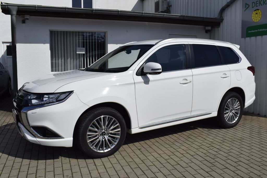 Mitsubishi Outlander PHEV Basis 4WD