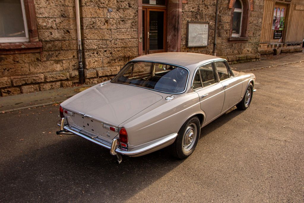 Bild des Angebotes Jaguar XJ6