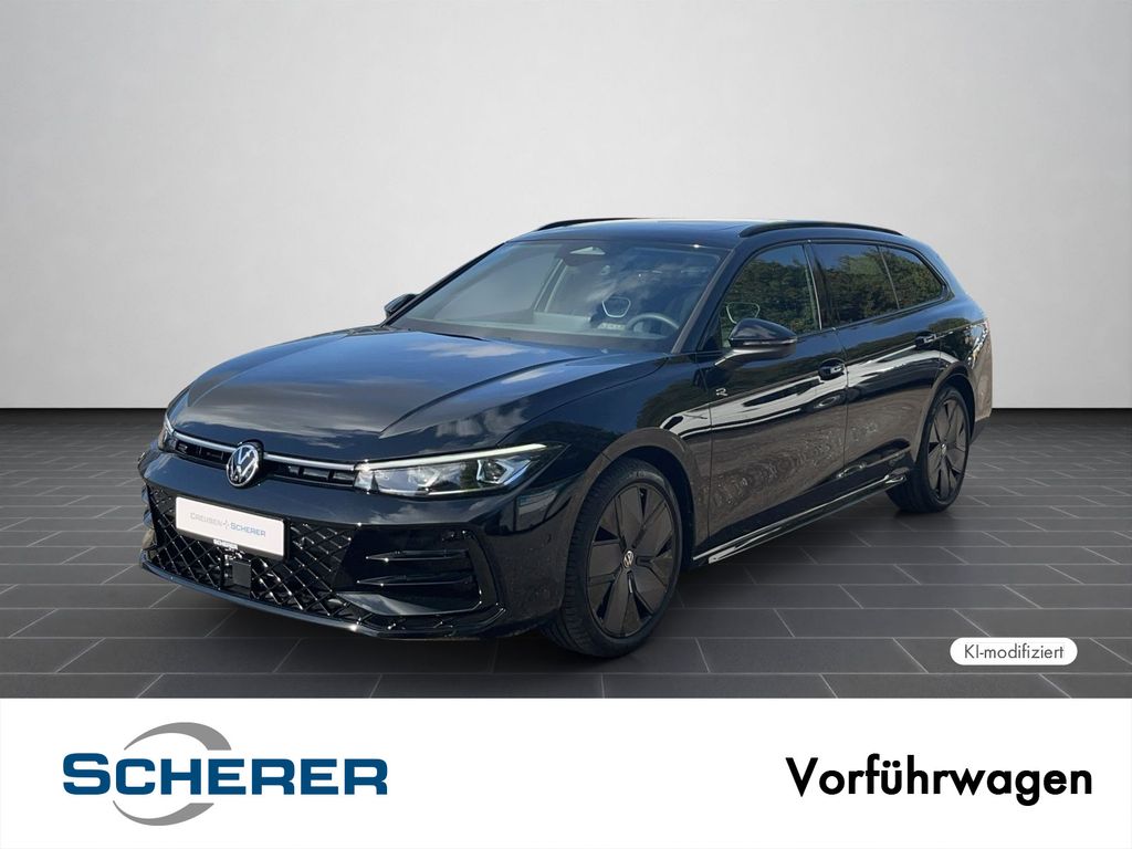 Bild des Angebotes Volkswagen Passat R-Line 2,0 l TDI SCR 4MOTION 142 kW (193