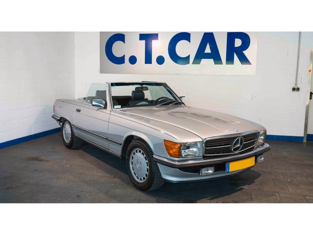 Bild des Angebotes Mercedes-Benz SL 560 Auto.