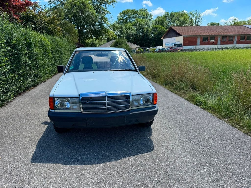 Mercedes-Benz 190