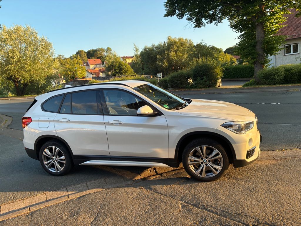 Bild des Angebotes BMW iX1 xDrive20d Sport Line LED RFK Navi AHK