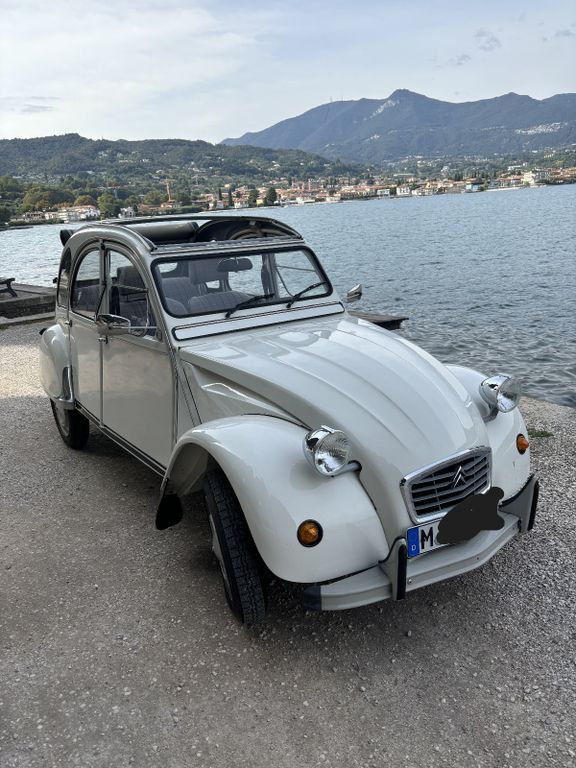 Bild des Angebotes Citroën Wir verkaufen unseren Citroen 2 CV!