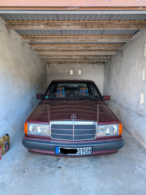 Bild des Angebotes Mercedes-Benz 190 W201 Avantgarde Rosso