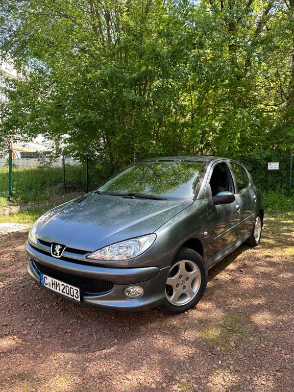 Bild des Angebotes Peugeot 206 JBL 75 JBL Neuer Tüv