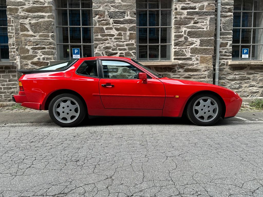Bild des Angebotes Porsche 944 Turbo