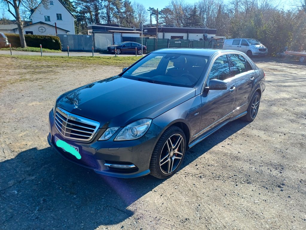 Bild des Angebotes Mercedes-Benz E 500 4MATIC BlueEFFICIENCY ELEGANCE ELEGANCE