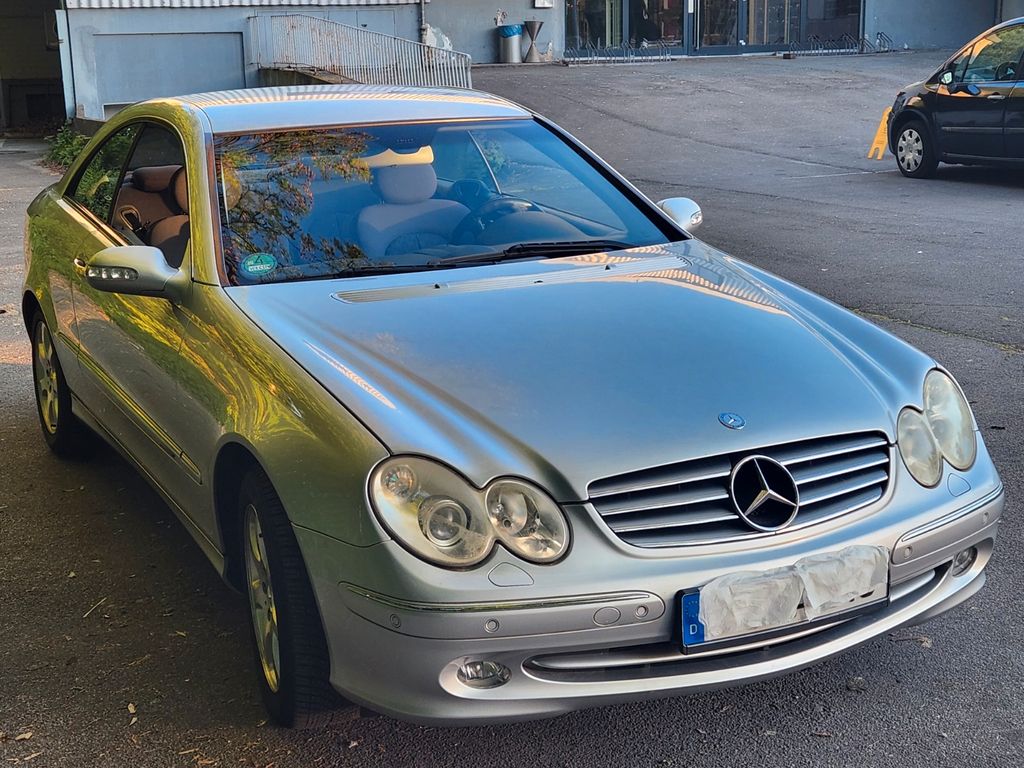 Bild des Angebotes Mercedes-Benz 240 mit Gasanlage (Prins)