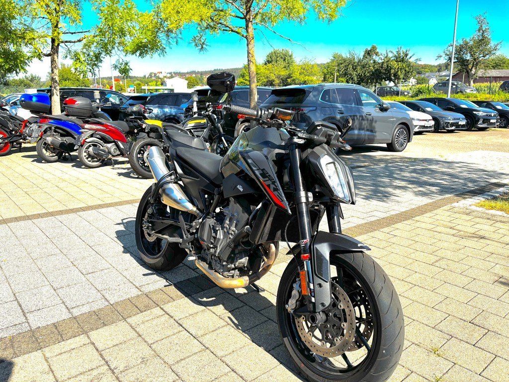 Bild des Angebotes KTM Duke 890