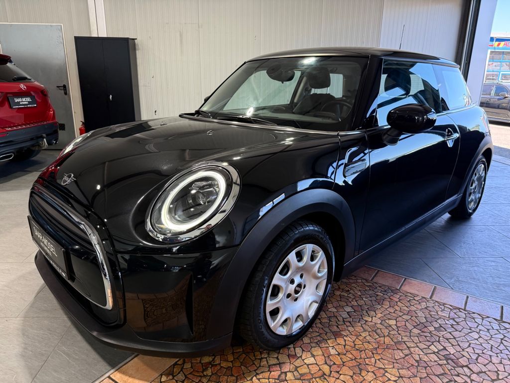 Bild des Angebotes MINI Essential Trim *AUTOMATIK*LED*NAVI*DAB*