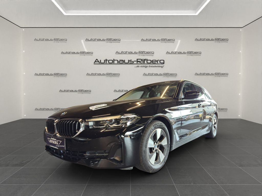 Bild des Angebotes BMW 520 d Touring 8G Business Kamera/Ambiente/LiveCo