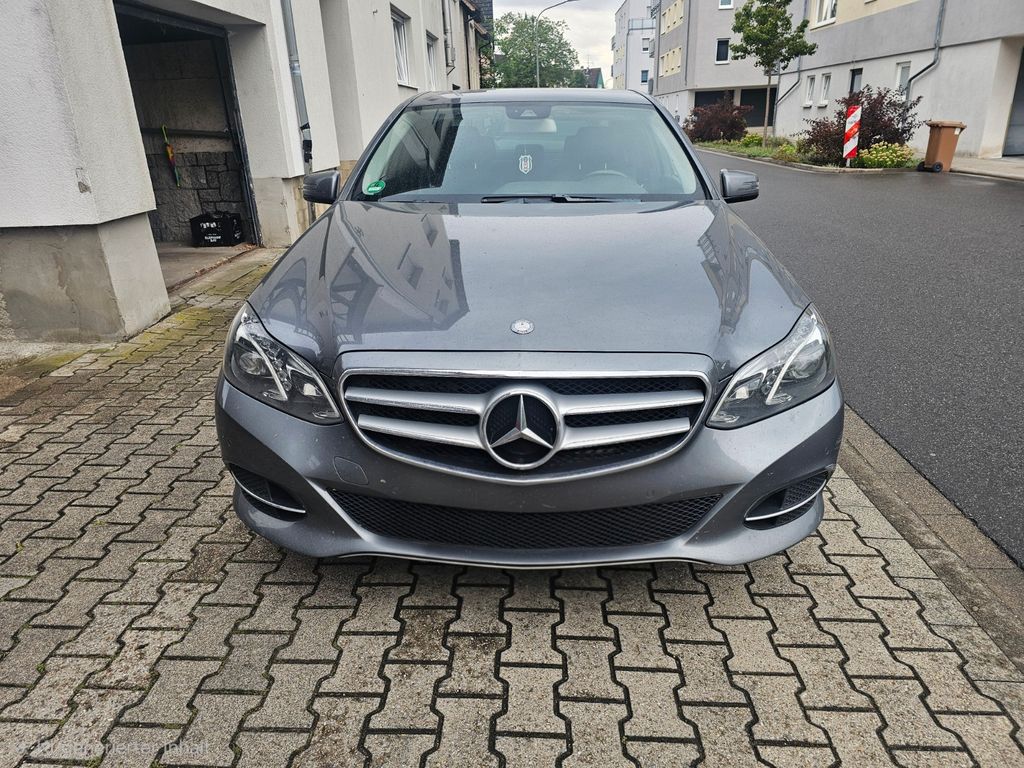 Bild des Angebotes Mercedes-Benz E 350 BlueTEC 4MATIC AVANTGARDE AVANTGARDE