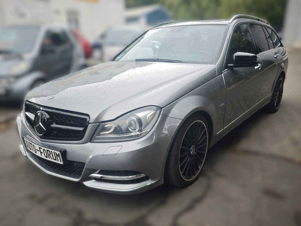 Bild des Angebotes Mercedes-Benz C 300 CDI T BlueEfficiency 4Matic AMG Traumausst