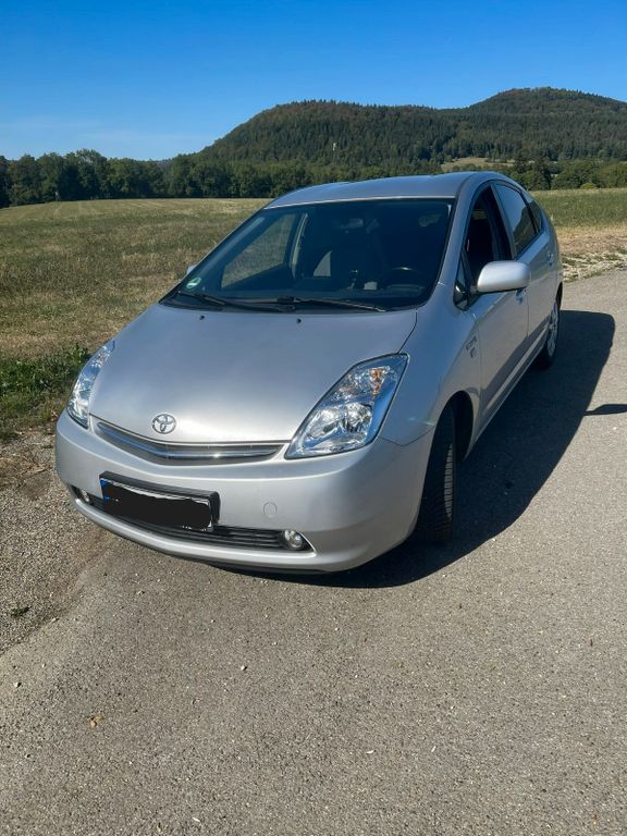 Bild des Angebotes Toyota Prius 1.5-l-VVT-i Sol HU 01/28 viele Neuteile