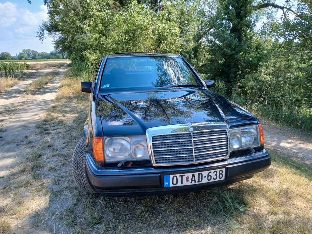 Bild des Angebotes Mercedes-Benz 260