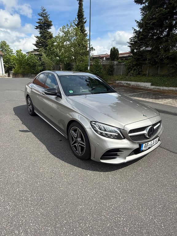 Bild des Angebotes Mercedes-Benz Mercedes C200 AMG Line Limousine