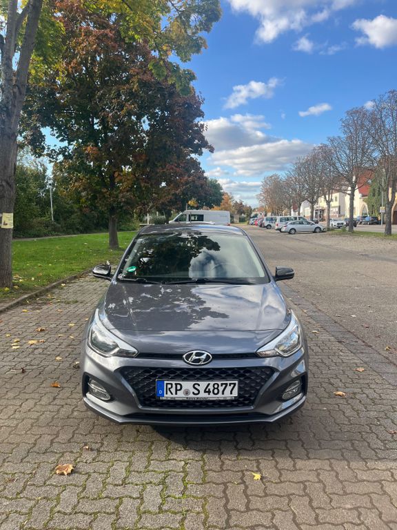 Hyundai i20 1.0 T-GDI 74kW YES! + YES! +