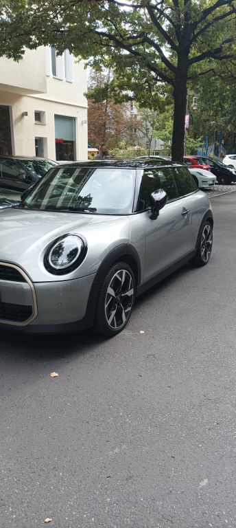 Bild des Angebotes MINI Cooper C Favoured Trim Steptronic Favoured Trim