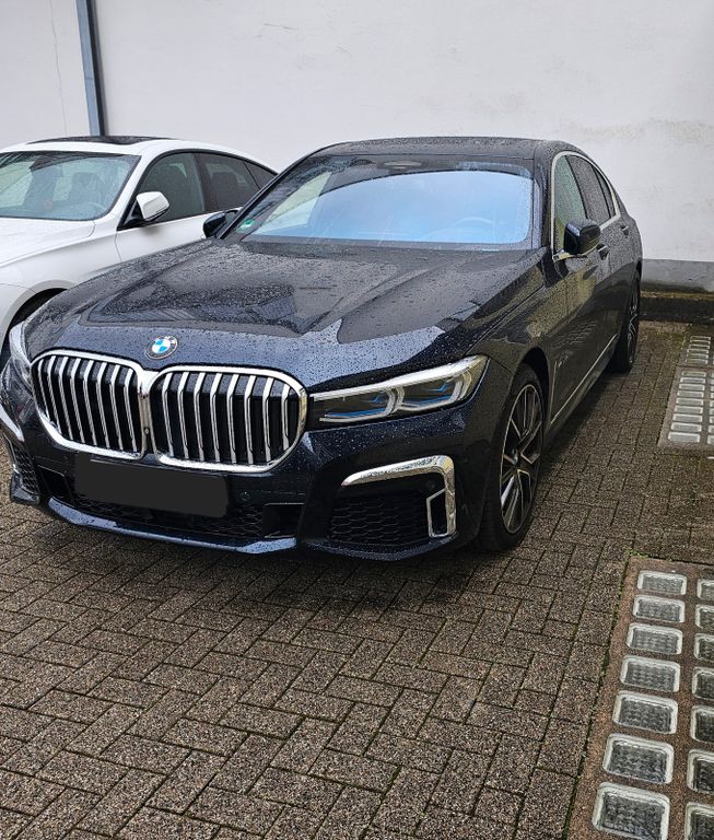 Bild des Angebotes BMW 740d xDrive -