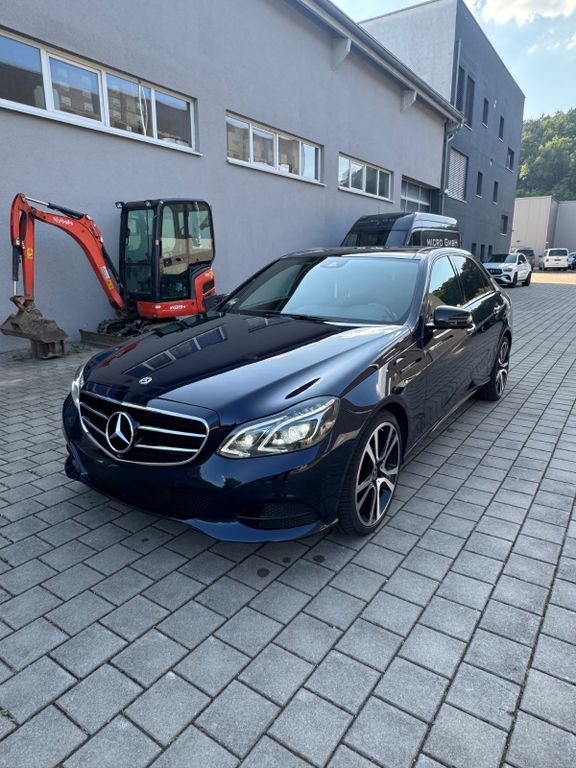 Bild des Angebotes Mercedes-Benz E 250 BlueTEC 4MATIC AVANTGARDE Autom. AVANT...