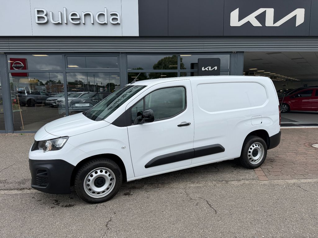 Bild des Angebotes Peugeot Partner Premium L2 Anhängerkupplung