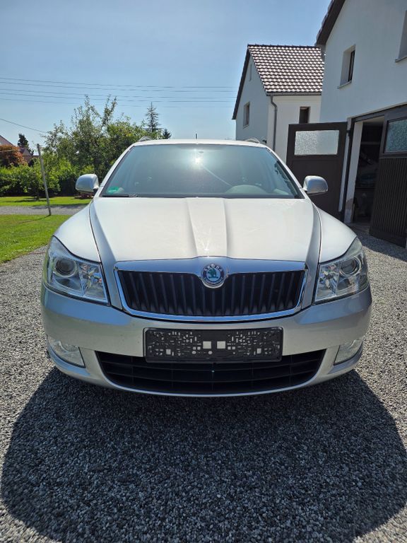 Bild des Angebotes Skoda Octavia 1.4 TSI Family Combi Family