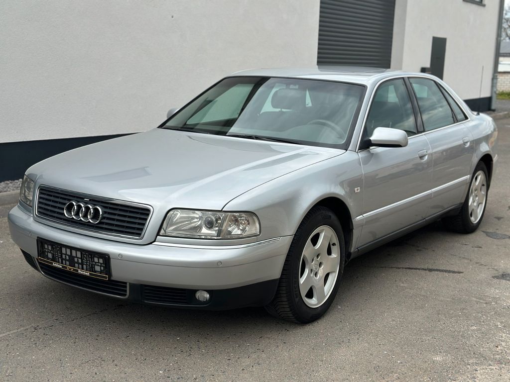 Audi A8 2.8 tiptronic quattro AUDI SERVICE GEPFLEGT