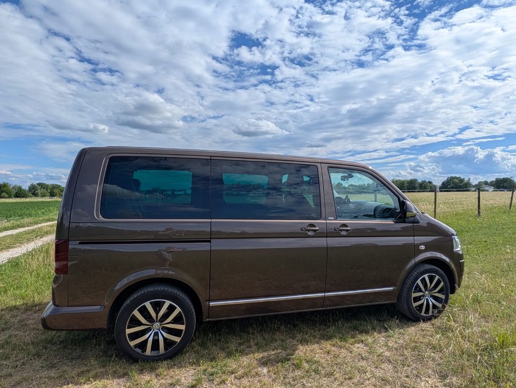 Bild des Angebotes Volkswagen T5 Multivan CUP  mit Top Ausstattung
