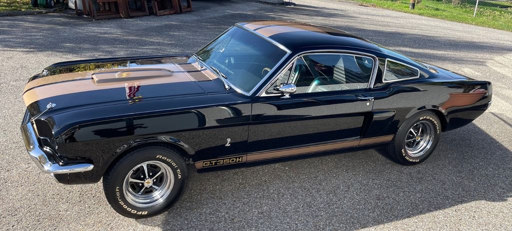 Ford Mustang Fastback Hertz Edition Clone Top