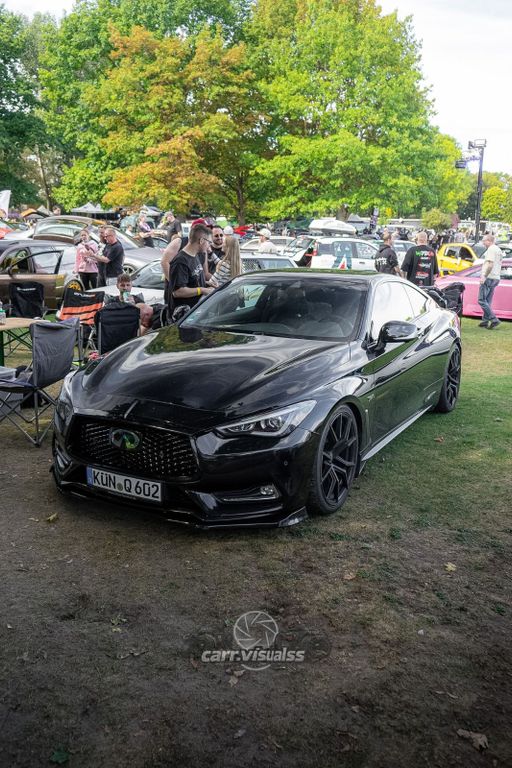 Infiniti Q60 3.0 V6 405 PS | Unfallfrei