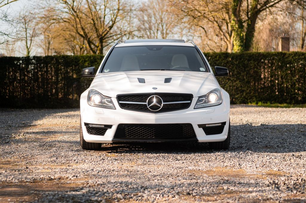 Bild des Angebotes Mercedes-Benz C 63 AMG T-Modell 507 Edition