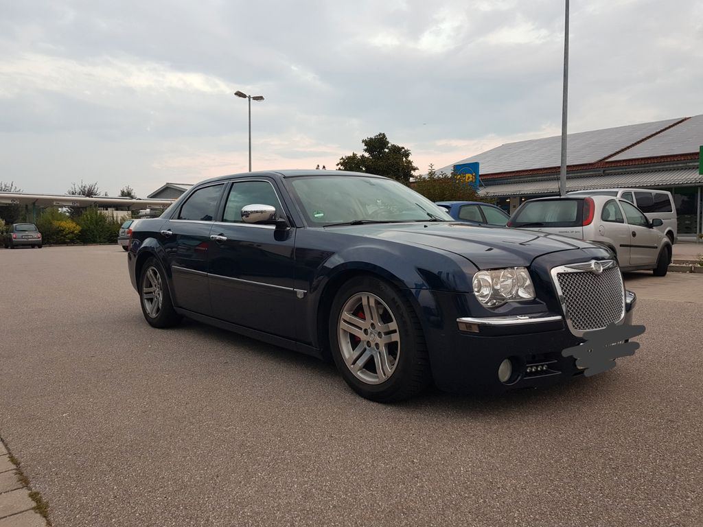 Bild des Angebotes Chrysler 300C 5.7 V8 HEMI Autom. -