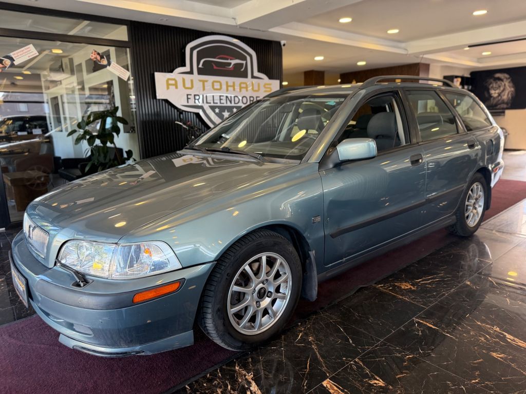 Bild des Angebotes Volvo V40 1.8 Comfort KLIMA/NAVI/ALU/AUTOMATIK!!