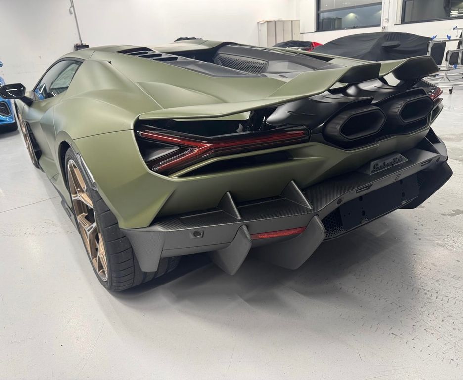 Bild des Angebotes Lamborghini Revuelto Verde Turbine Carbon Full/ XPEL Full