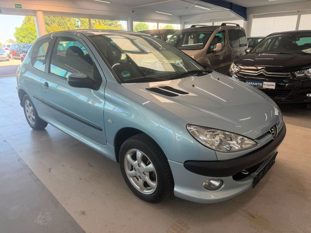 Bild des Angebotes Peugeot 206 1.4 Style 75
