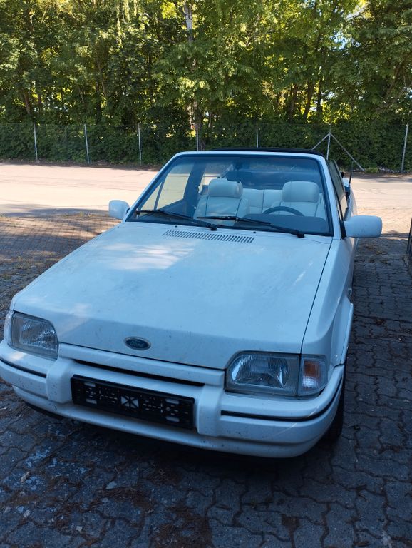 Ford Escort Cabrio
