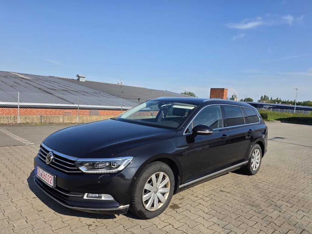 Bild des Angebotes Volkswagen Passat Variant Highline*Automatik*LED*Navi*Kamer
