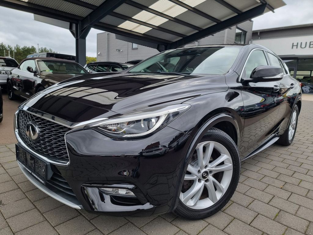 Bild des Angebotes Infiniti Q30d Premium Aut-F1 Nav LED SHZ Tempomat PERFEKT